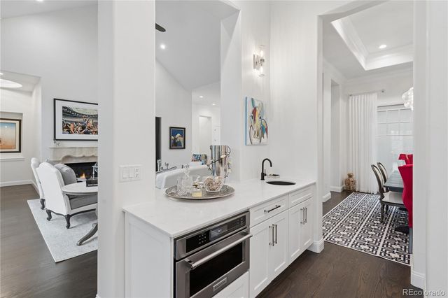 12 Sommerset Circle, Greenwood Village, CO 80111