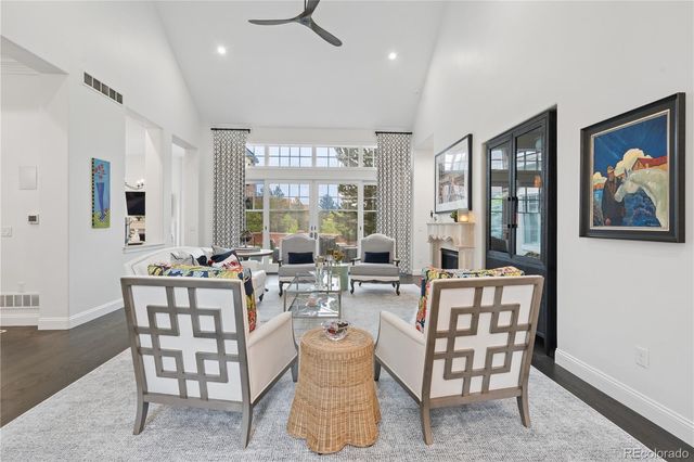 12 Sommerset Circle, Greenwood Village, CO 80111