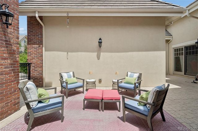 12 Sommerset Circle, Greenwood Village, CO 80111