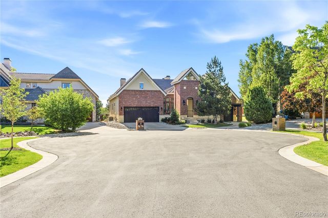 12 Sommerset Circle, Greenwood Village, CO 80111