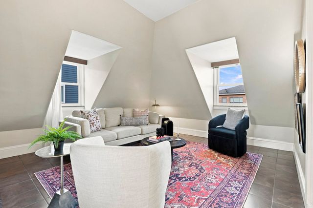 164 Boston St 3, Boston, MA 02125