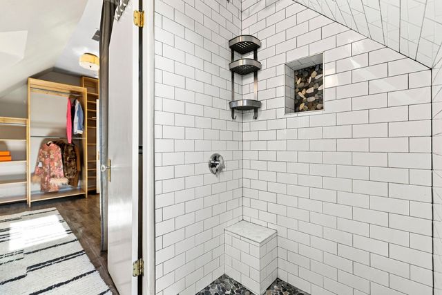 164 Boston St 3, Boston, MA 02125