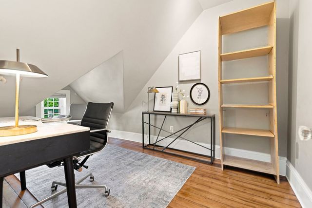 164 Boston St 3, Boston, MA 02125