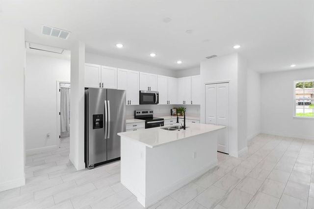 225 W DIEGO PLACE, Citrus Springs, FL 34434