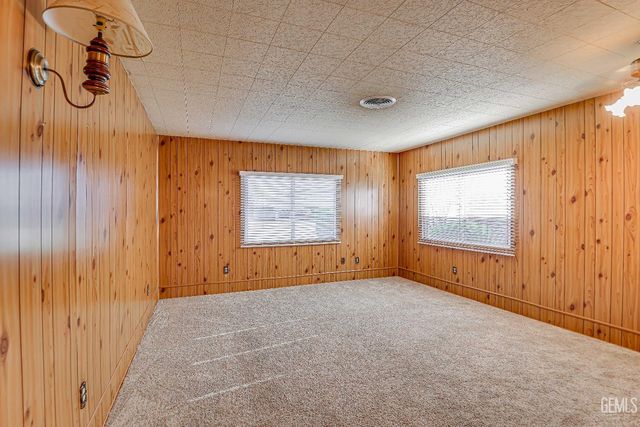 6212 Friant Drive, Bakersfield, CA 93309