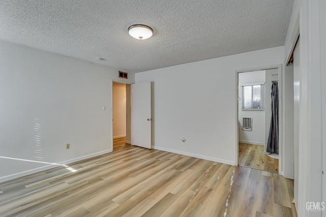 6212 Friant Drive, Bakersfield, CA 93309