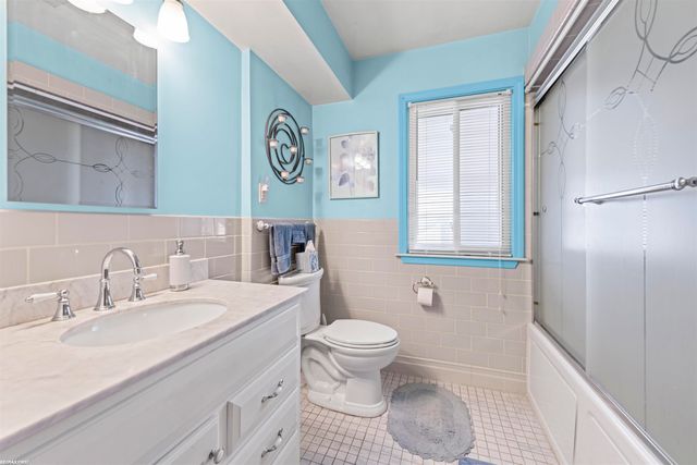 25920 Little Mack Avenue, Saint Clair Shores, MI 48081