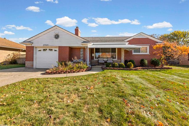 25920 Little Mack Avenue, Saint Clair Shores, MI 48081