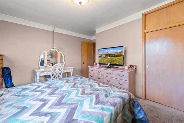 25920 Little Mack Avenue, Saint Clair Shores, MI 48081