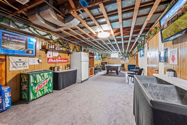 25920 Little Mack Avenue, Saint Clair Shores, MI 48081