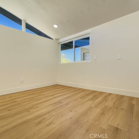 5548 Elmwood, San Bernardino, CA 92404