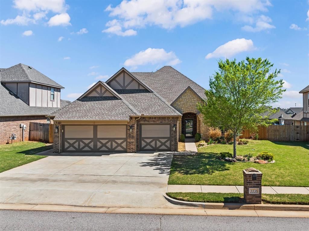 Image 1 of property listing at 3336 NW 189th Street, Edmond, OK 73012