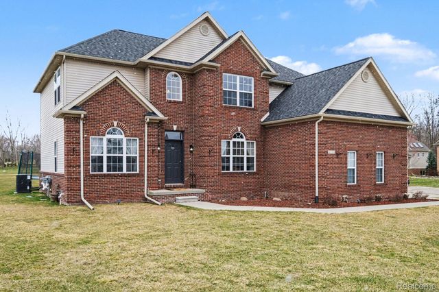 6230 Leighland Drive, Grand Blanc Charter Township, MI 48439