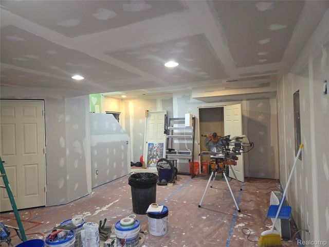 6230 Leighland Drive, Grand Blanc Charter Township, MI 48439