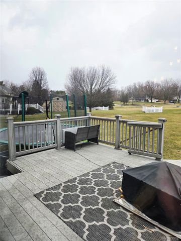 6230 Leighland Drive, Grand Blanc Charter Township, MI 48439