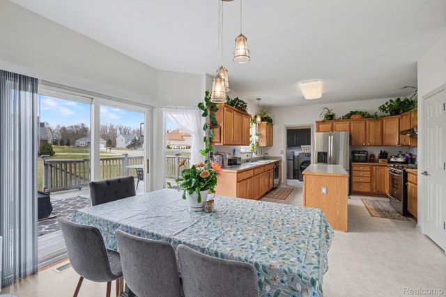 6230 Leighland Drive, Grand Blanc Charter Township, MI 48439