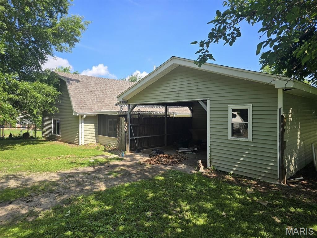 828 S Lewis Street, Dexter, MO 63841