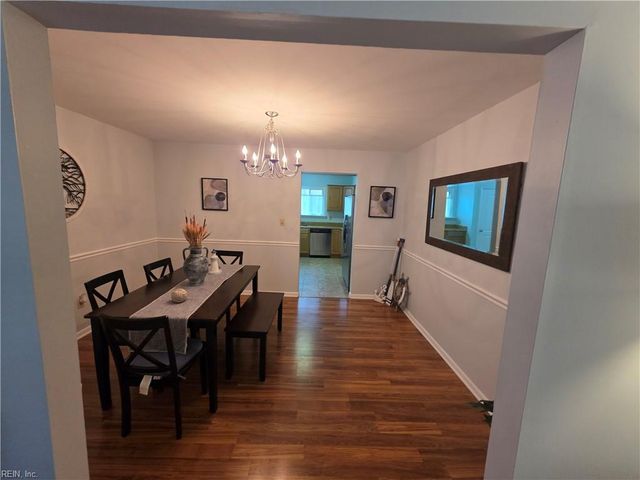 1032 Willow Green DR, Newport News, VA 23602