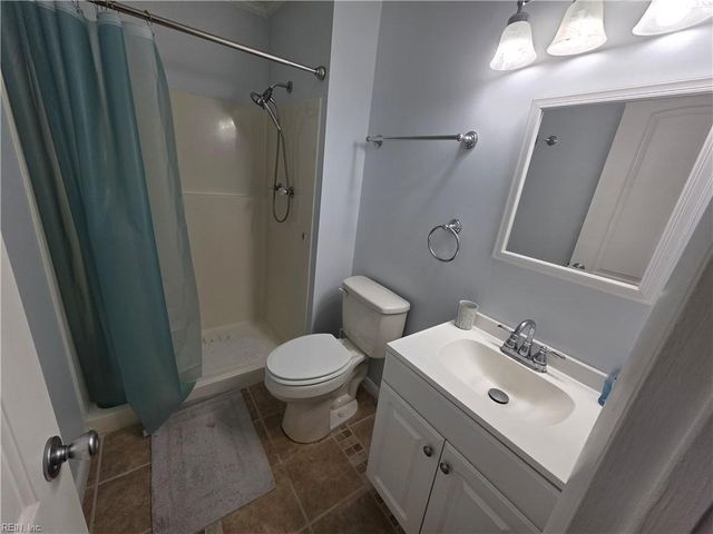 1032 Willow Green DR, Newport News, VA 23602