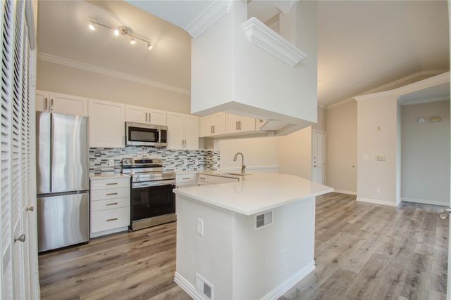 2111 Welch Street A321, Houston, TX 77019