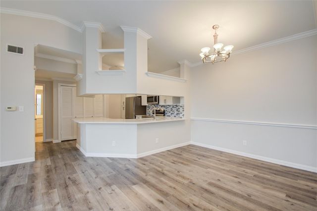 2111 Welch Street A321, Houston, TX 77019