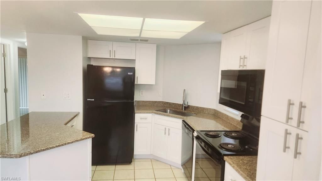 5031 SW 16th PL # 102, Cape Coral, FL 33914