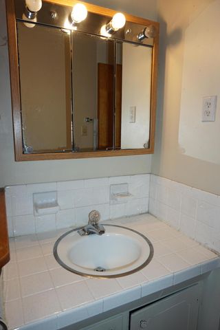 5533 Lark Avenue, Portage, IN 46368