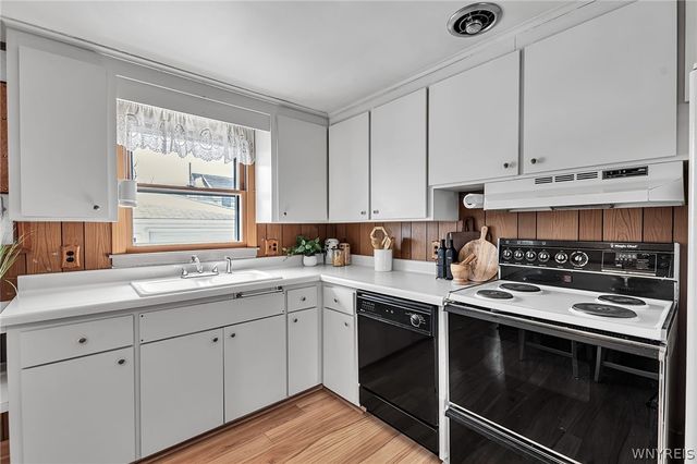 21 Addison Avenue, Amherst, NY 14226