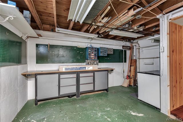 21 Addison Avenue, Amherst, NY 14226