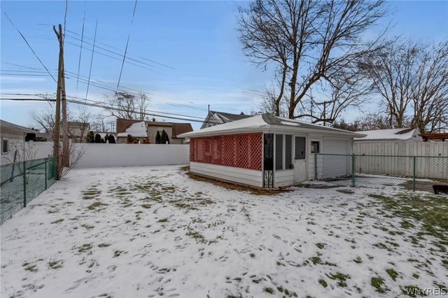 21 Addison Avenue, Amherst, NY 14226