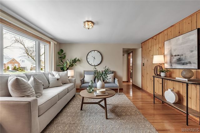 21 Addison Avenue, Amherst, NY 14226