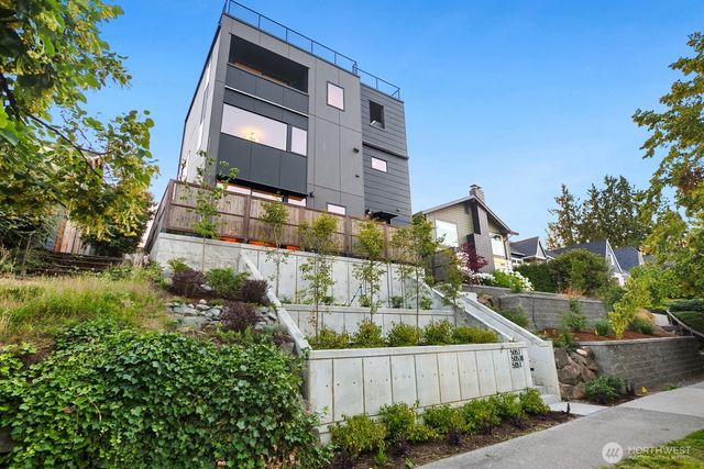 5053 35th Avenue SW, Seattle, WA 98126