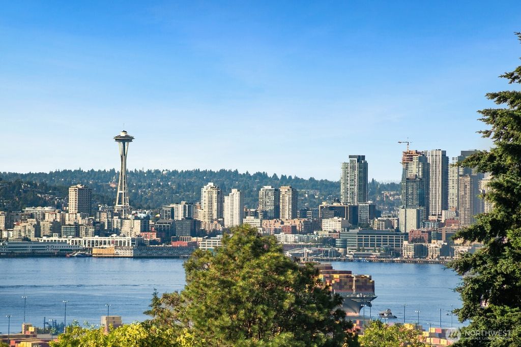 5053 35th Avenue SW, Seattle, WA 98126