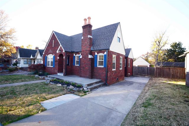 1740 S Yorktown Avenue, Tulsa, OK 74104