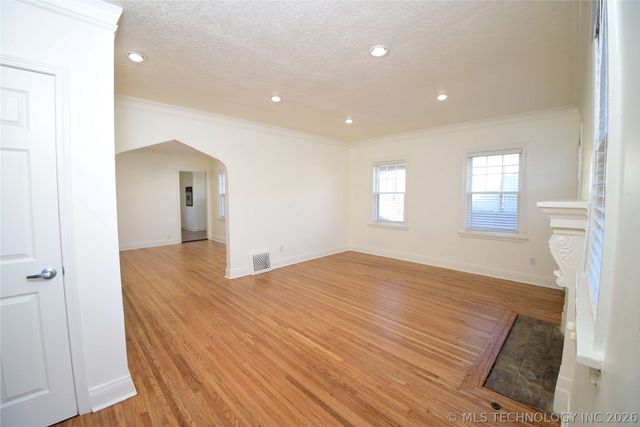 1740 S Yorktown Avenue, Tulsa, OK 74104
