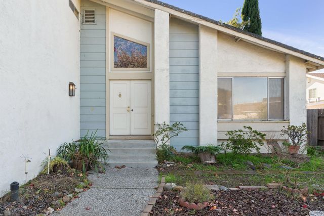 1204 Stirling DR, Rodeo, CA 94572