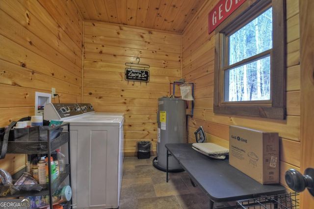 442 N Burgess Gap Road, Morganton, GA 30560