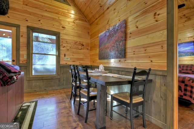 442 N Burgess Gap Road, Morganton, GA 30560