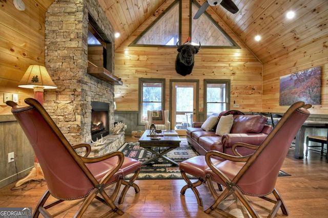 442 N Burgess Gap Road, Morganton, GA 30560