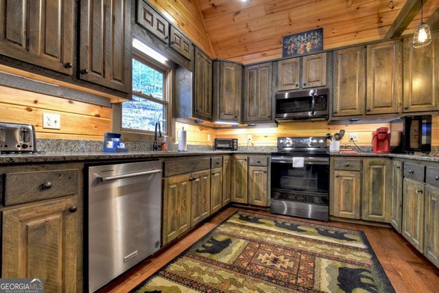 442 N Burgess Gap Road, Morganton, GA 30560