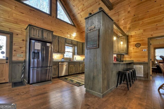 442 N Burgess Gap Road, Morganton, GA 30560