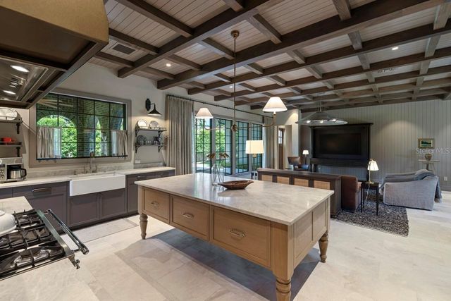 702 VIA BELLA, Winter Park, FL 32789