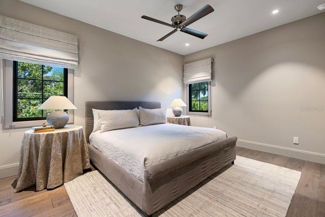 702 VIA BELLA, Winter Park, FL 32789