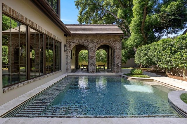 702 VIA BELLA, Winter Park, FL 32789