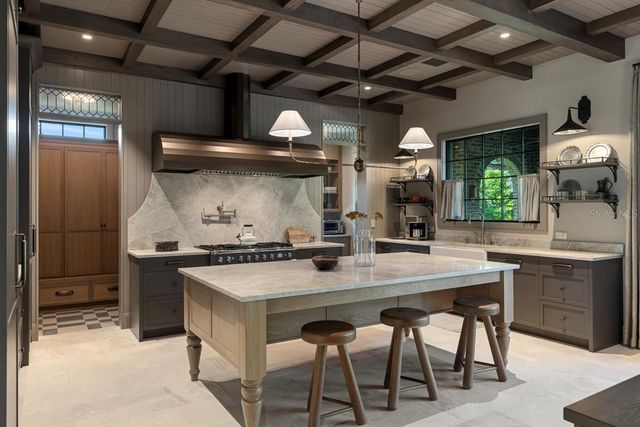 702 VIA BELLA, Winter Park, FL 32789