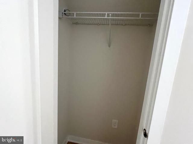 43513 MADISON SPRINGS TER, Ashburn, VA 20148