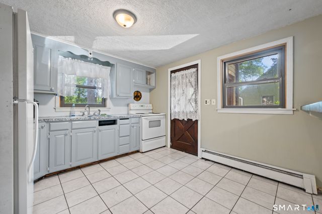 128 Capen Street, Windsor, CT 06095