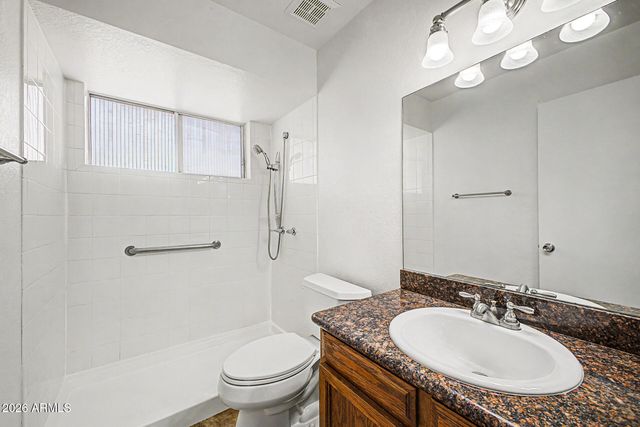 4035 W SURREY Avenue, Phoenix, AZ 85029