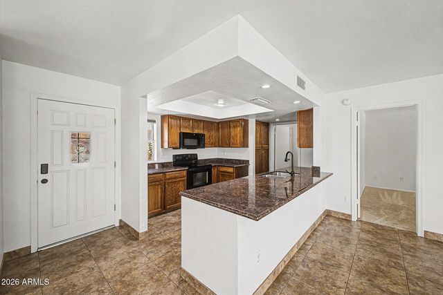 4035 W SURREY Avenue, Phoenix, AZ 85029