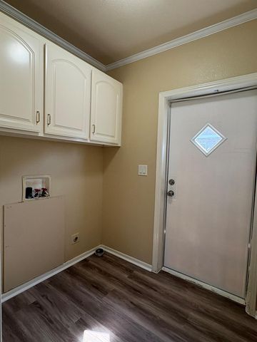 10002 Sugarvine Lane, Tomball, TX 77375